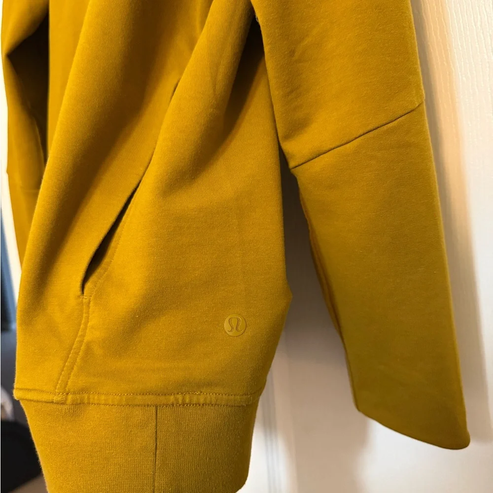 Lululemon Athletica Men’s Medium Hoodie - Picture 2 of 3